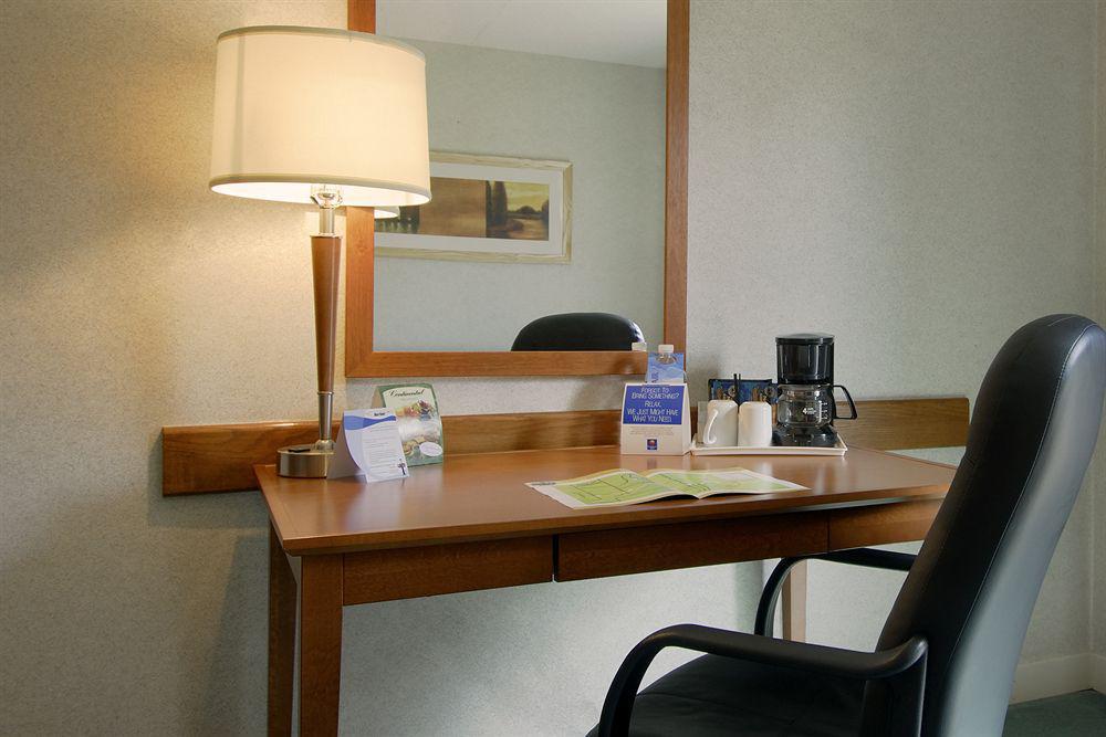 Comfort Inn Brantford Zimmer foto